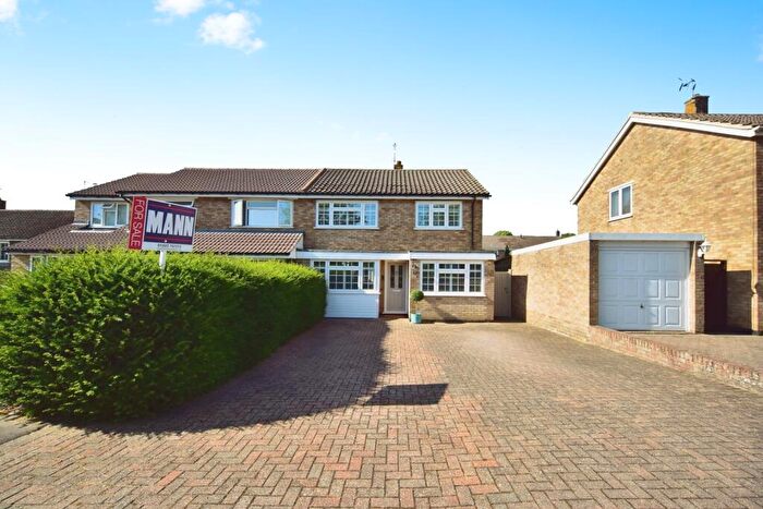 3 Bedroom Semi-Detached House For Sale In Westwood Road, Maidstone, Kent, ME15