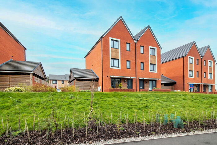 3 Bedroom Semi-Detached House To Rent In Clos Y Gadwyn, Cardiff, CF5