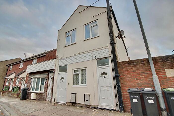 2 Bedroom Flat To Rent In Twyford Avenue, Portsmouth, PO2