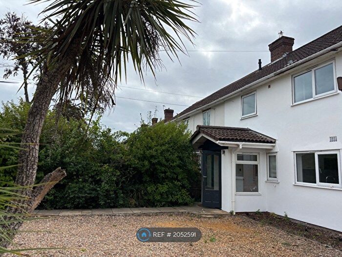 3 Bedroom Terraced House To Rent In Maxwell Road, Beaconsfield, HP9