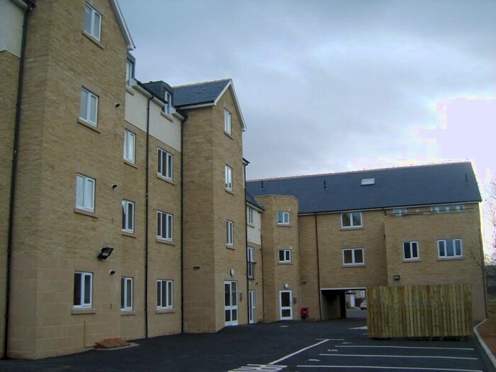 2 Bedroom Flat To Rent In Edward Street, Stocksbridge, Sheffield, S36