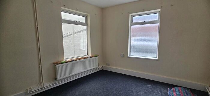 1 Bedroom Flat To Rent In Queens Road, RG4