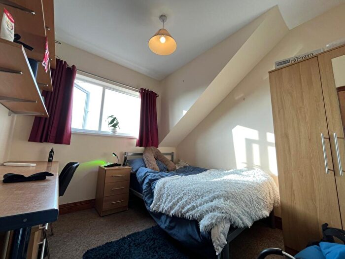6 Bedroom Terraced House To Rent In Flora Street, Cathays, CF24
