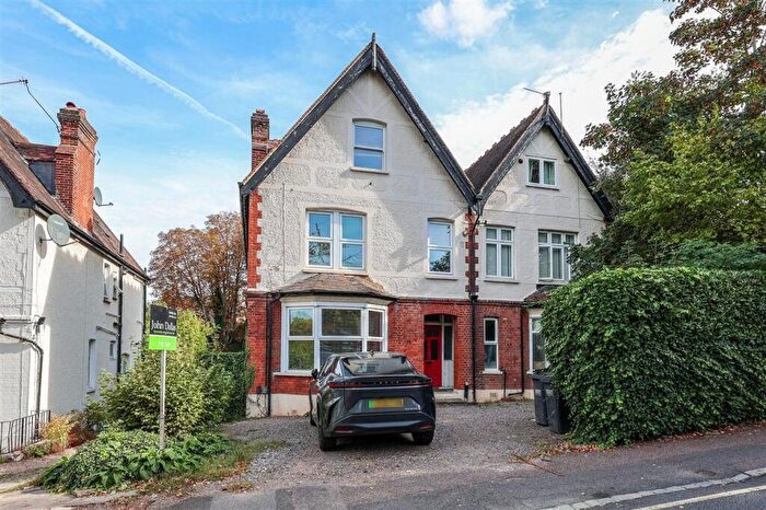 2 Bedroom Apartment For Sale In Sanderstead Road, Sanderstead, CR2