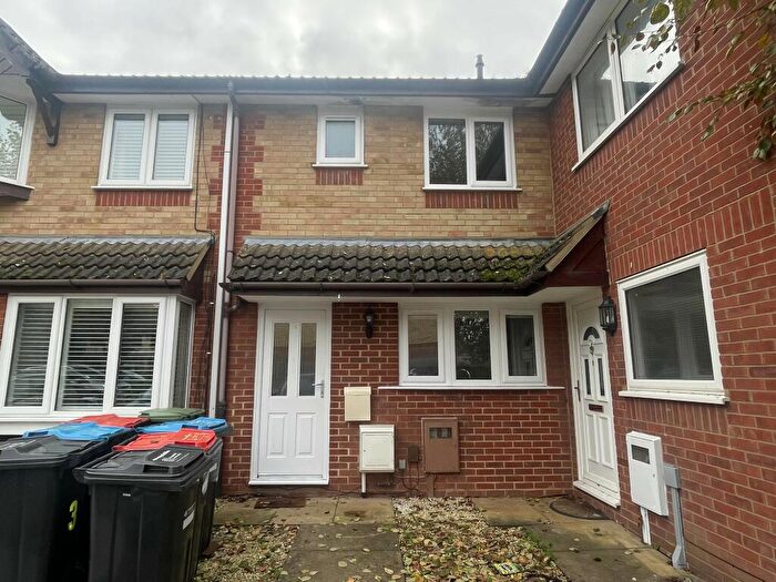 2 Bedroom Terraced House To Rent In Burdock Court, MK16