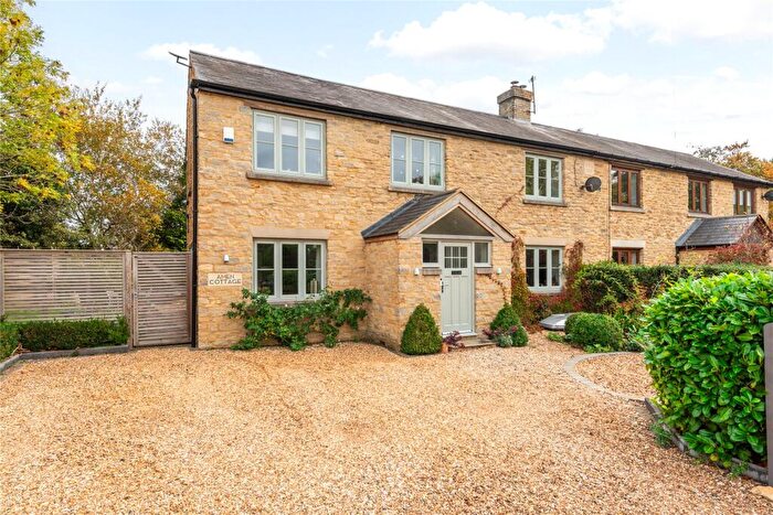3 Bedroom Semi Detached House For Sale In Little Linford, Milton Keynes, Buckinghamshire, MK19