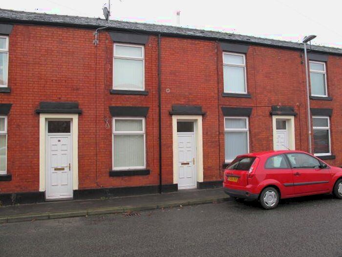 2 Bedroom Terraced House To Rent In Bridgefield Street, Rochdale, OL11