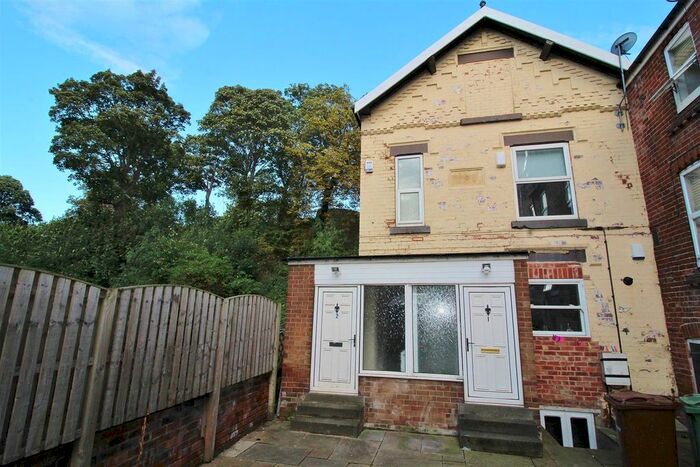 1 Bedroom Property To Rent In Northgate, Pontefract, WF8