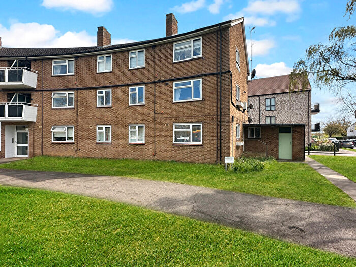 3 Bedroom Apartment To Rent In Anstey Way, Trumpington, CB2
