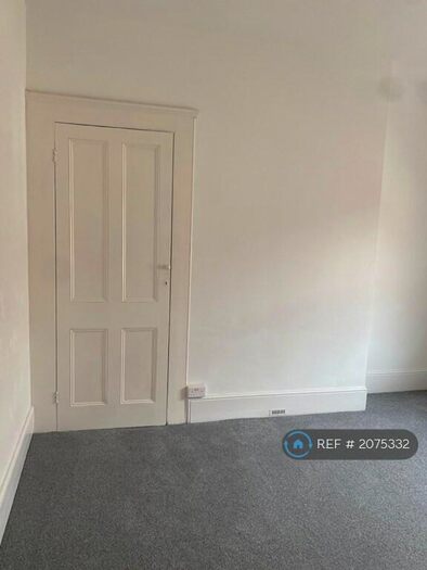 4 Bedroom Terraced House To Rent In St. Pauls Road, Northampton, NN2