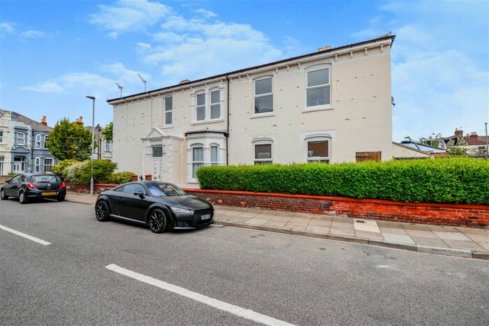 2 Bedroom Maisonette To Rent In , Laburnum Grove, North End, Portsmouth, Hampshire, PO2