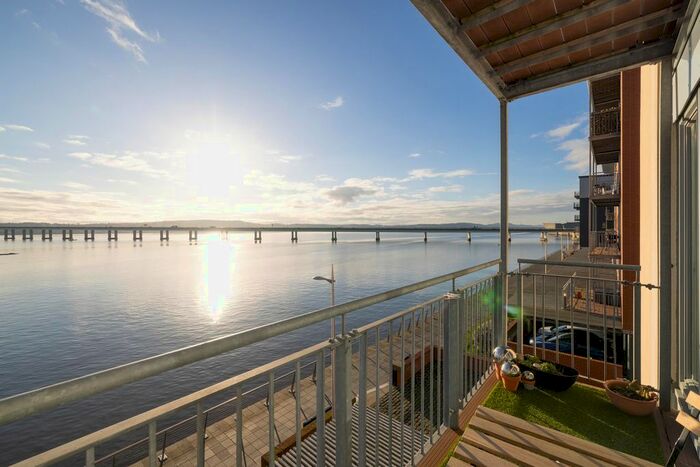 2 Bedroom Flat To Rent In Marine Parade Walk, Dundee, DD1