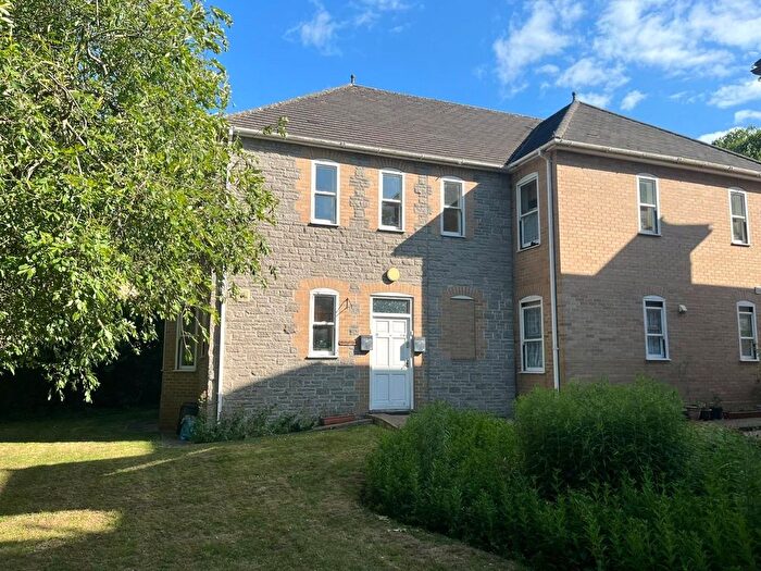 1 Bedroom Flat For Sale In Woodhayes Court, Henstridge, Somerset, BA8