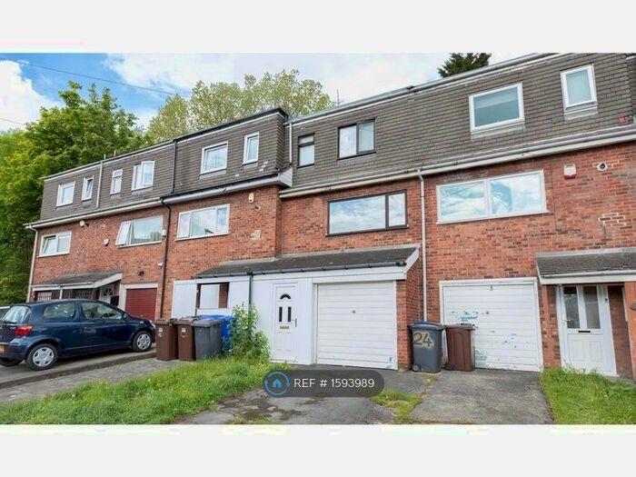 3 Bedroom Terraced House To Rent In Cammell Road, Sheffield, S5