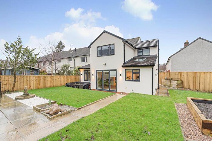 4 Bedroom House For Sale In West Parade, Ilkley, LS29