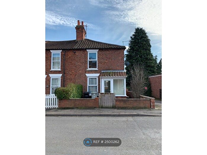 2 Bedroom End Of Terrace House To Rent In High Holme Road, Louth, LN11