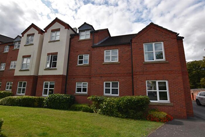 2 Bedroom Flat To Rent In Chancery Court, Brough, HU15