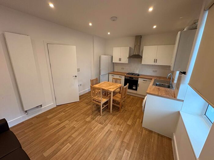 Flat To Rent In Wapping Lane, Wapping, E1W