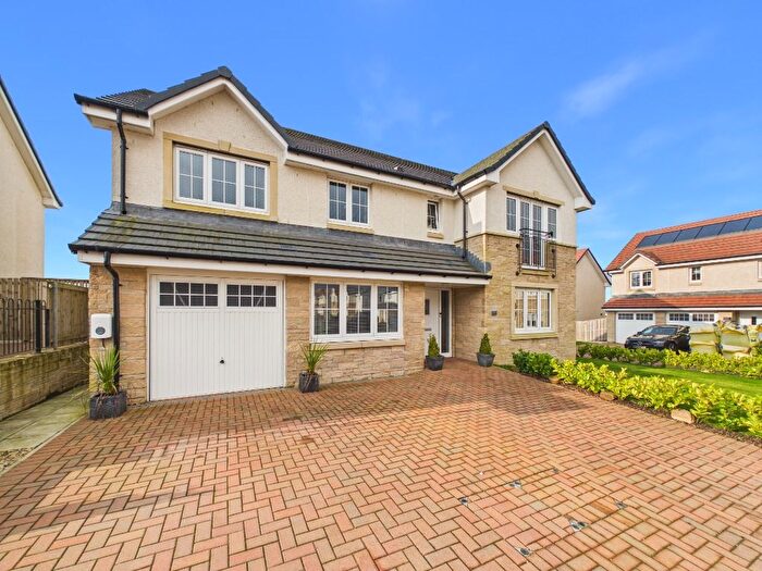 5 Bedroom Detached House For Sale In Barrow Drive, Newlandsmuir, East Kilbride, G75