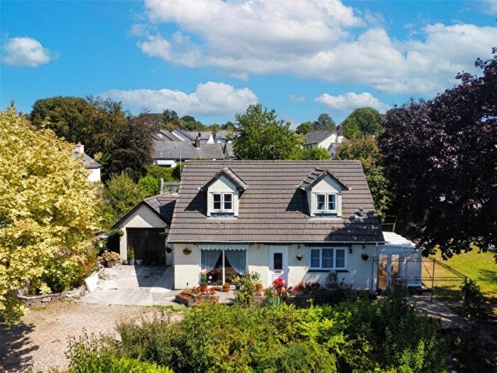 3 Bedroom Bungalow For Sale In South Street, Hatherleigh, Okehampton, EX20