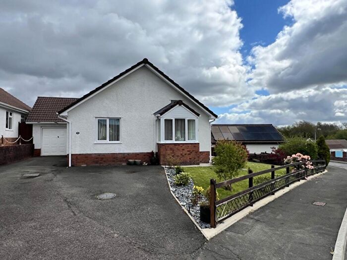 3 Bedroom Bungalow For Sale In Delfryn, Capel Hendre, Ammanford, Carmarthenshire., SA18