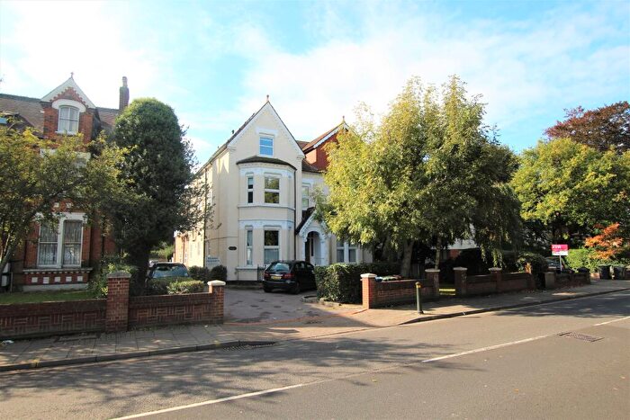 1 Bedroom Flat To Rent In Gemma Court, (), Beckenham, BR3