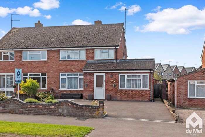 3 Bedroom Semi-Detached House For Sale In Two Hedges Road, Bishops Cleeve, Cheltenham, GL52