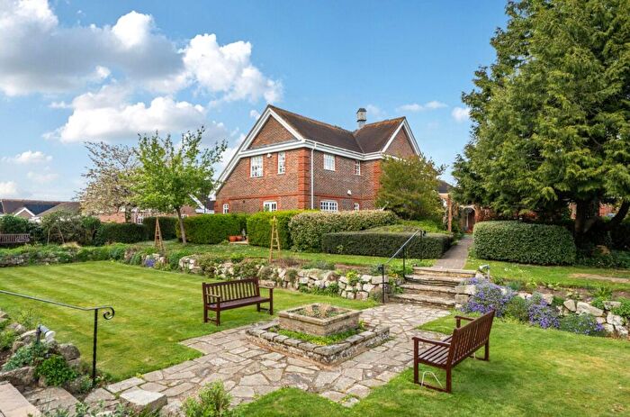 2 Bedroom Retirement Property For Sale In Britwell Drive, Castle Village, Berkhamsted, Hertfordshire, HP4