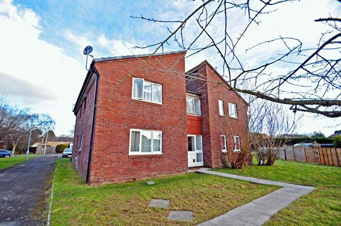 1 Bedroom Flat To Rent In Stonebridge, Clevedon, BS21