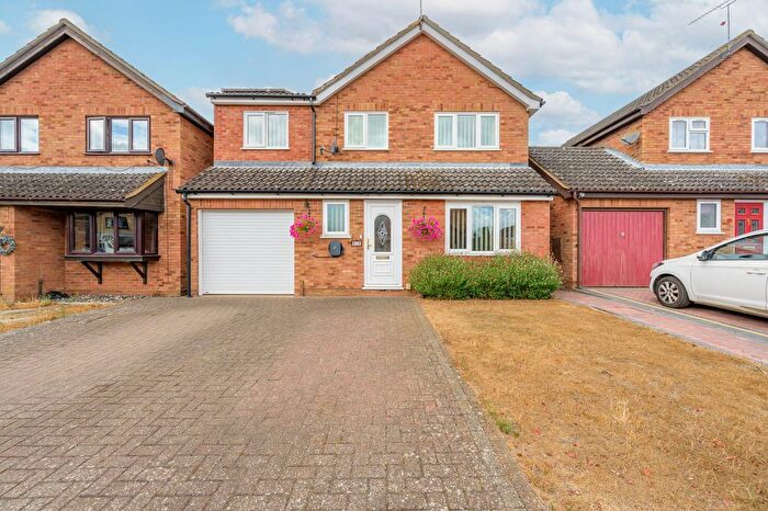 4 Bedroom Detached House For Sale In Woolner Close, Barham, IP6