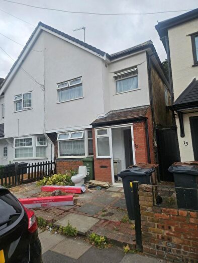 4 Bedroom Terraced House To Rent In Tanners Street, IG11