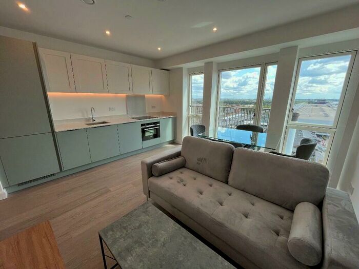 Studio To Rent In Galleria House, Western Gateway, London, E16