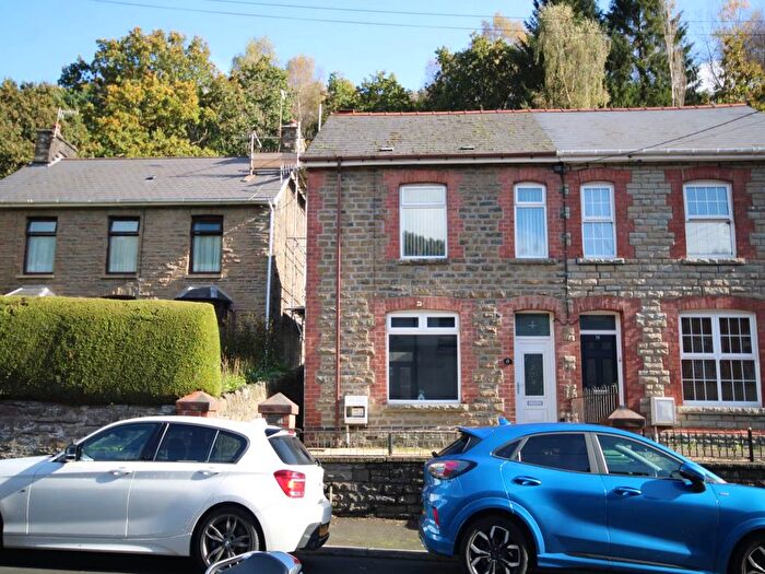 3 Bedroom Semi-Detached House For Sale In Commercial Street, Ynysddu, Newport, NP11