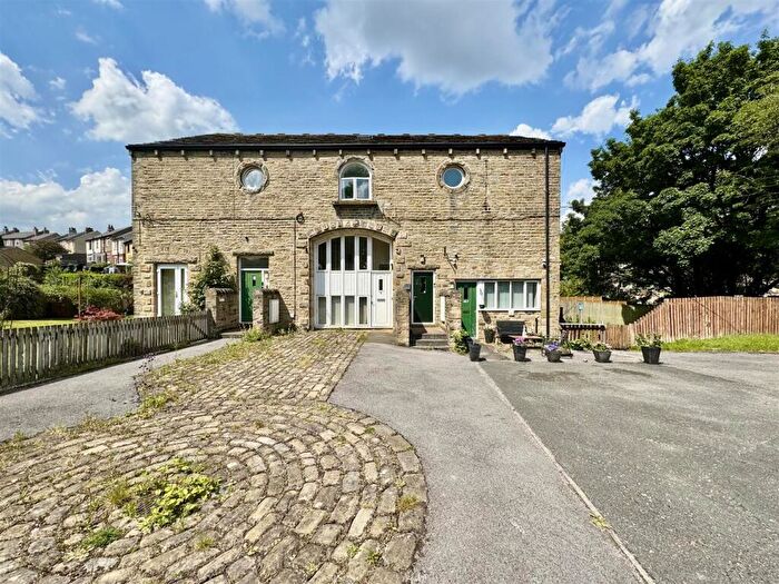 1 Bedroom Apartment To Rent In Broomfield House, Botham Hall, Huddersfield, HD3