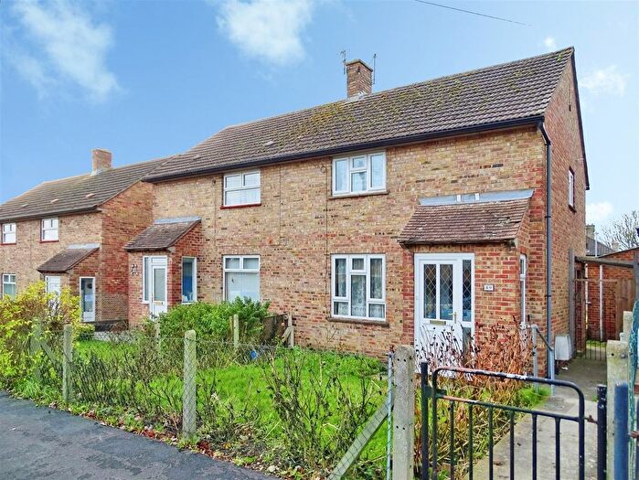 2 Bedroom Semi-detached House To Rent In The Street, Haydon Wick, Swindon, SN25