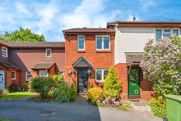 2 Bedroom Terraced House For Sale In Dukes Close, Petersfield, GU32