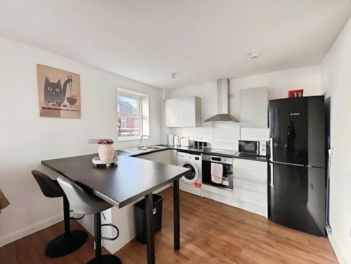 2 Bedroom Apartment To Rent In Warley Road, Blackpool, Lancashire, FY1