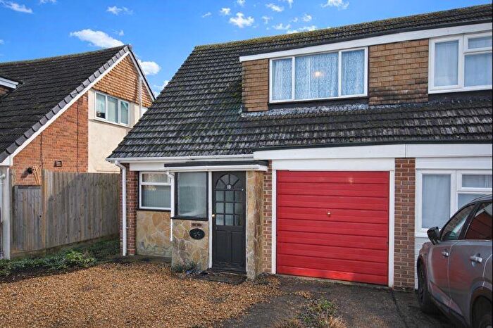 3 Bedroom Semi-Detached Bungalow For Sale In Priory Crescent, Roade, Northampton, NN7