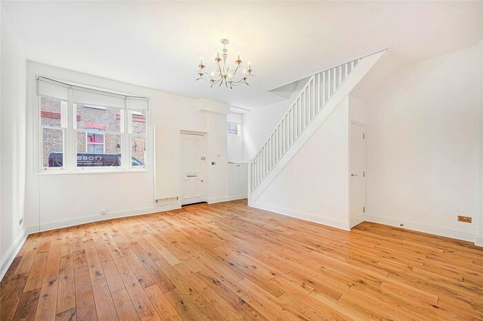 2 Bedroom Terraced House To Rent In Egerton Gardens Mews, London, SW3