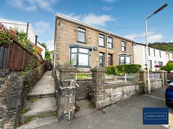 3 Bedroom Semi-Detached House For Sale In The Villas, Edwardsville, Treharris, CF46