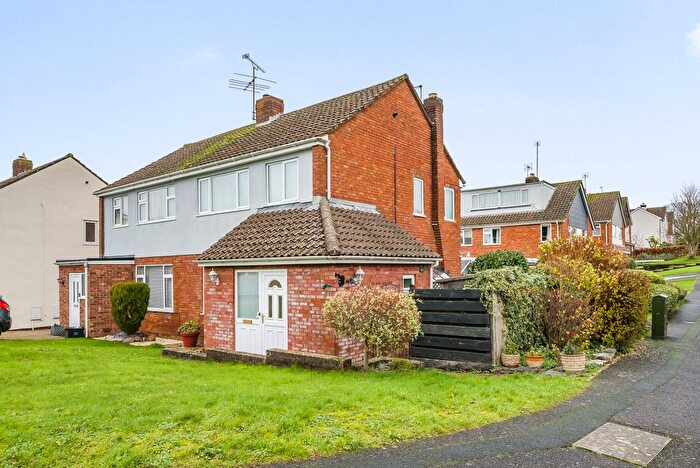 3 Bedroom Semi-Detached House For Sale In Wellesley Park, Wellington, TA21