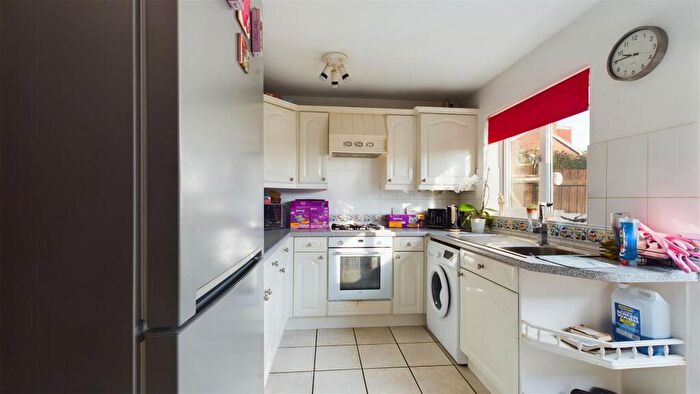2 Bedroom End Of Terrace House For Sale In Great Stockwood Road, Cheshunt, EN7