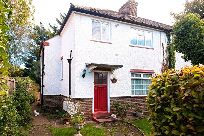 1 Bedroom Maisonette To Rent In Fielding Avenue, Twickenham, TW2