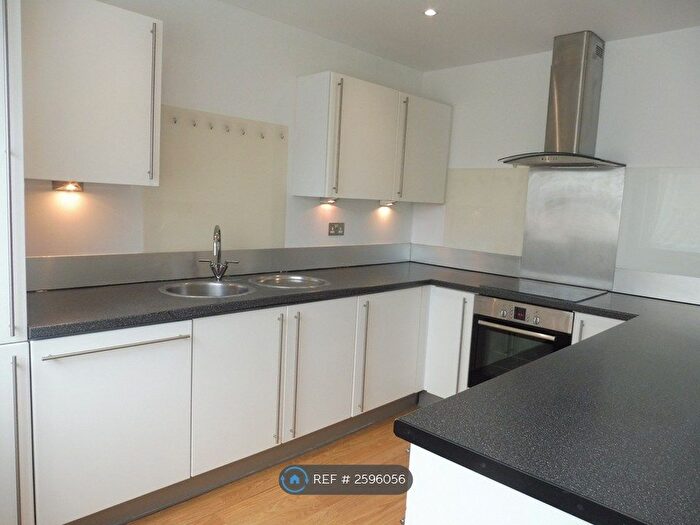 2 Bedroom Flat To Rent In Albert Basin Way, London, E16