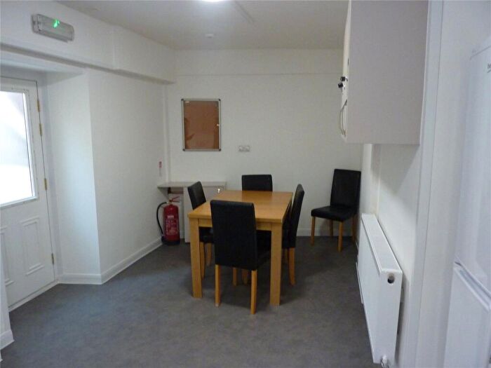1 Bedroom Property To Rent In Mill Street, Honiton, Devon, EX14