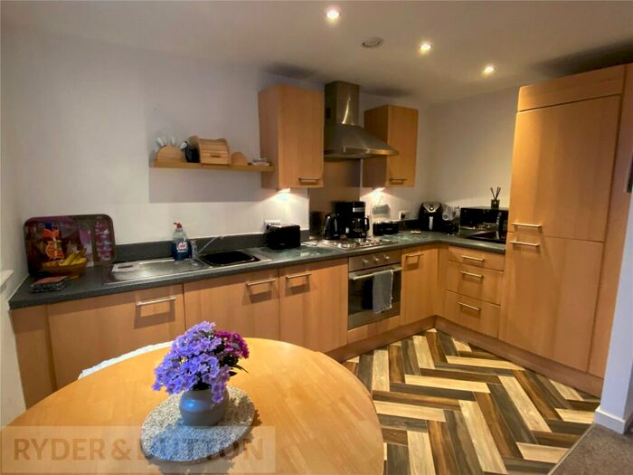 2 Bedroom Apartment To Rent In The Hub, Caygill Terrace, Halifax, West Yorkshire, HX1