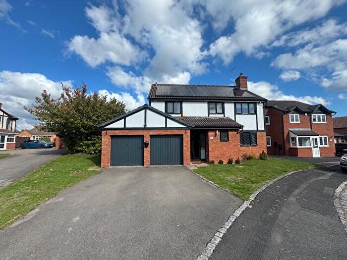 4 Bedroom House To Rent In Harvington Drive, Shirley, Solihull, B90