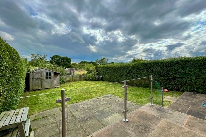 3 Bedroom Semi-Detached House For Sale In Wood Lane West, Adlington, Macclesfield, SK10