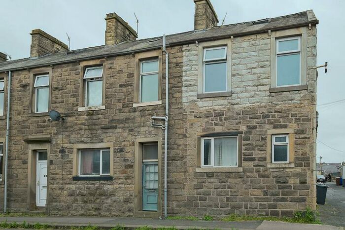 1 Bedroom Flat To Rent In Essex Street, Barnoldswick, BB18