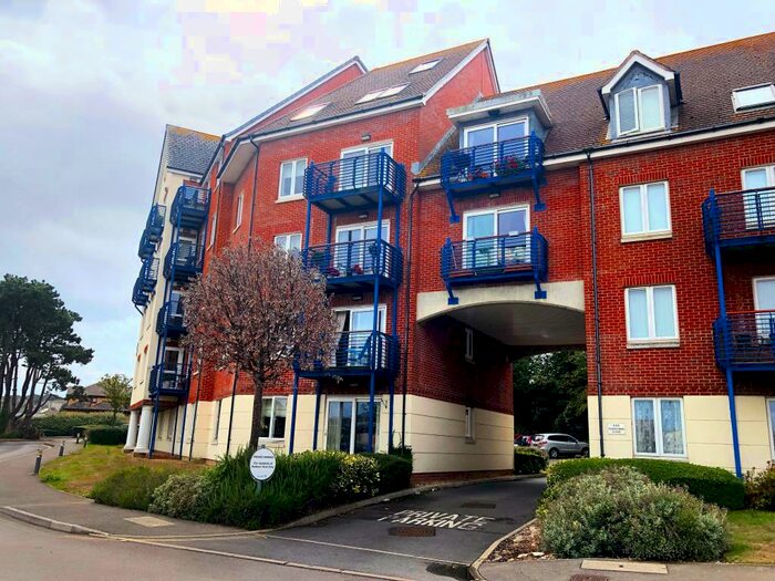 2 Bedroom Flat To Rent In Harbour View - Weymouth, DT4